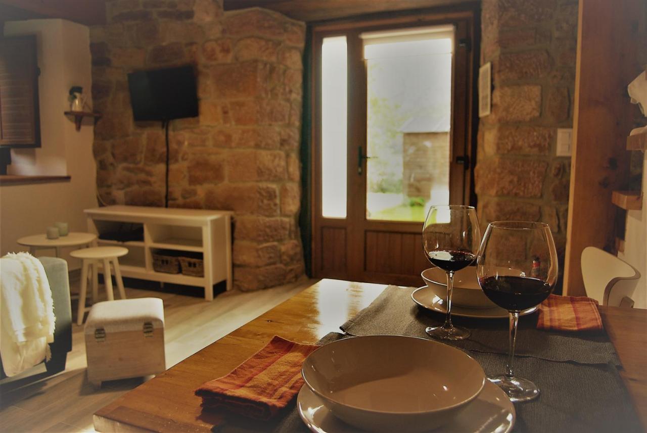 Apartamentos El Abertal Navedo エクステリア 写真
