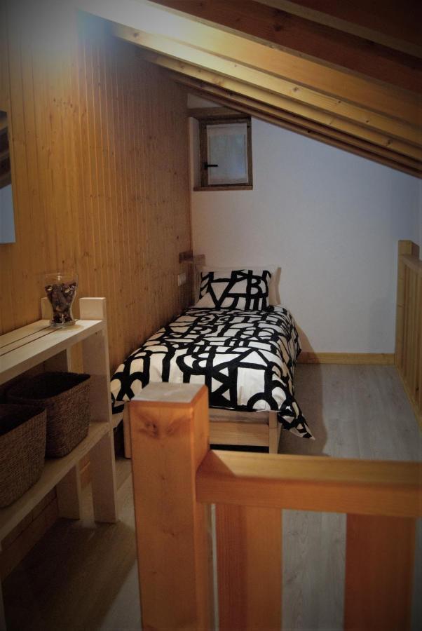 Apartamentos El Abertal Navedo エクステリア 写真